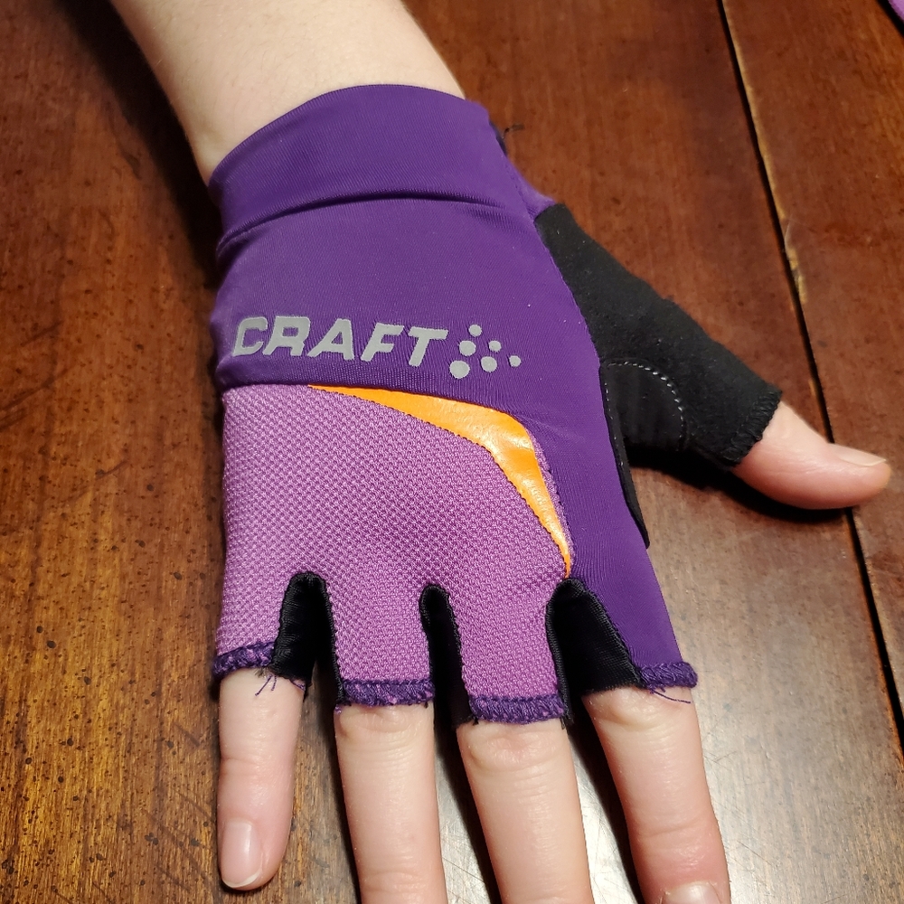 Womens cycling gloves